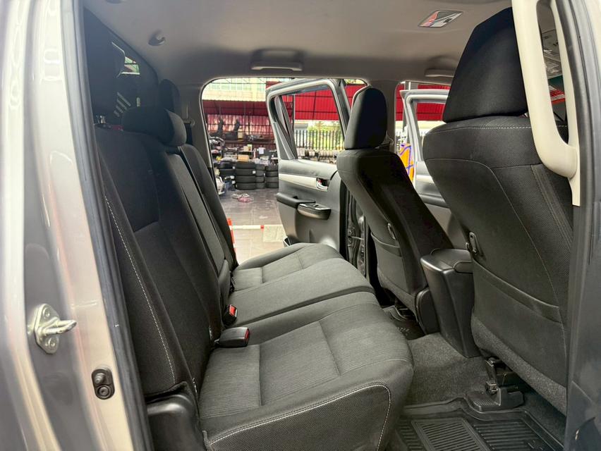 TOYOTA REVO 2.4 E PLUS 4WD DOUBLECAB ปี 2020  16