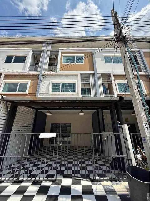 ให้เช่าทาวน์โฮม โครงการ วิลเลต ซิตี้ พัฒนาการ 38 Villette City Pattanakarn 38