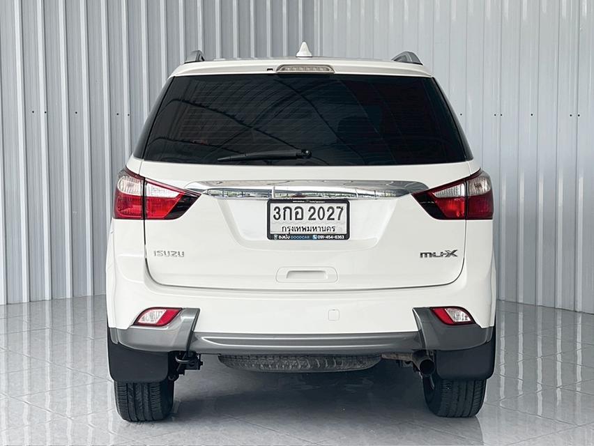Isuzu  Mu-X 3.0 DVD NAVI ดีเซล เกียร์ออโต้  ปี2015 9