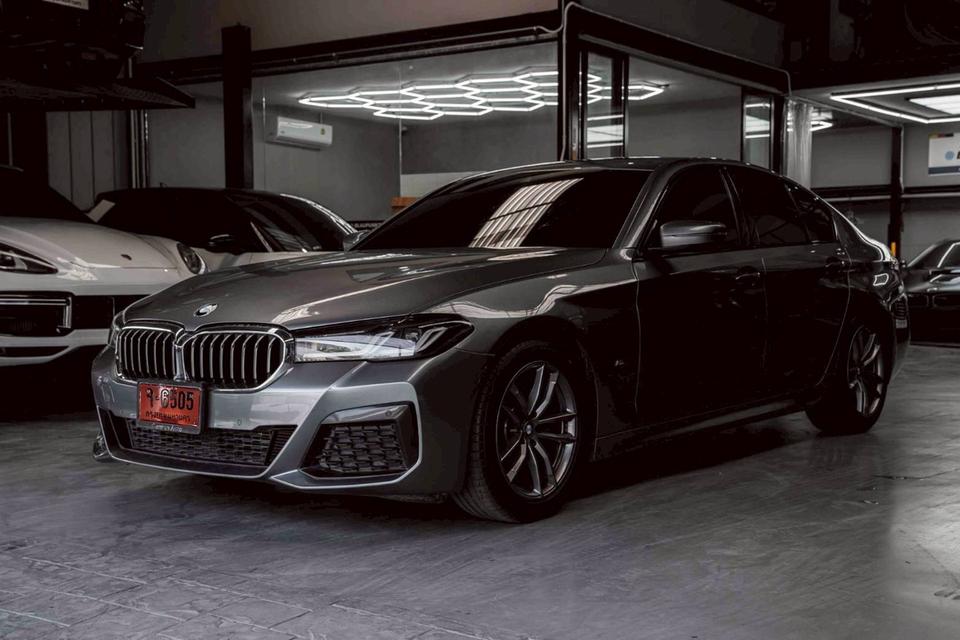 รหัสรถ 67GG6505 BMW 520d G30 (LCI)แท้ๆ 
