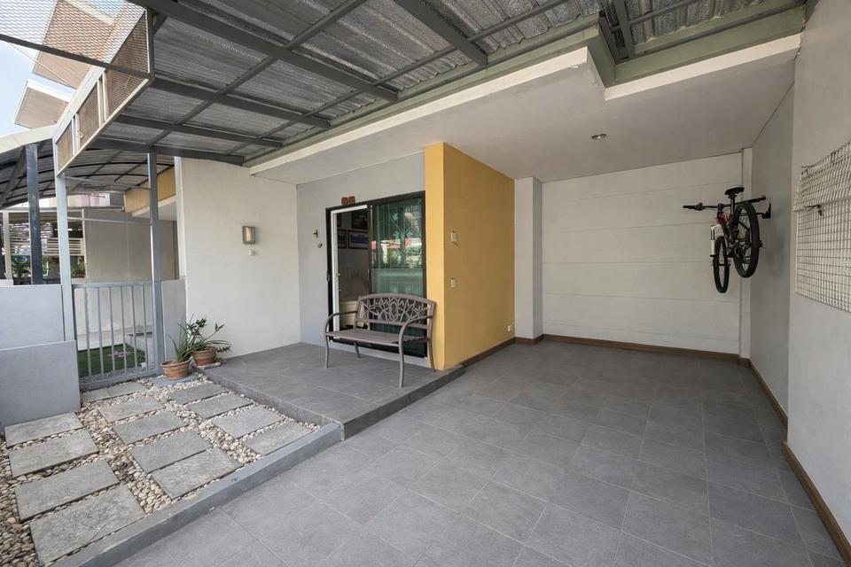 หมู่บ้านไอดีไซน์ ลำลูกกา คลอง 3 ถนนลำลูกกา ตำบลลาดสวาย อำเภอลำลูกกา จังหวัดปทุมธานี 4