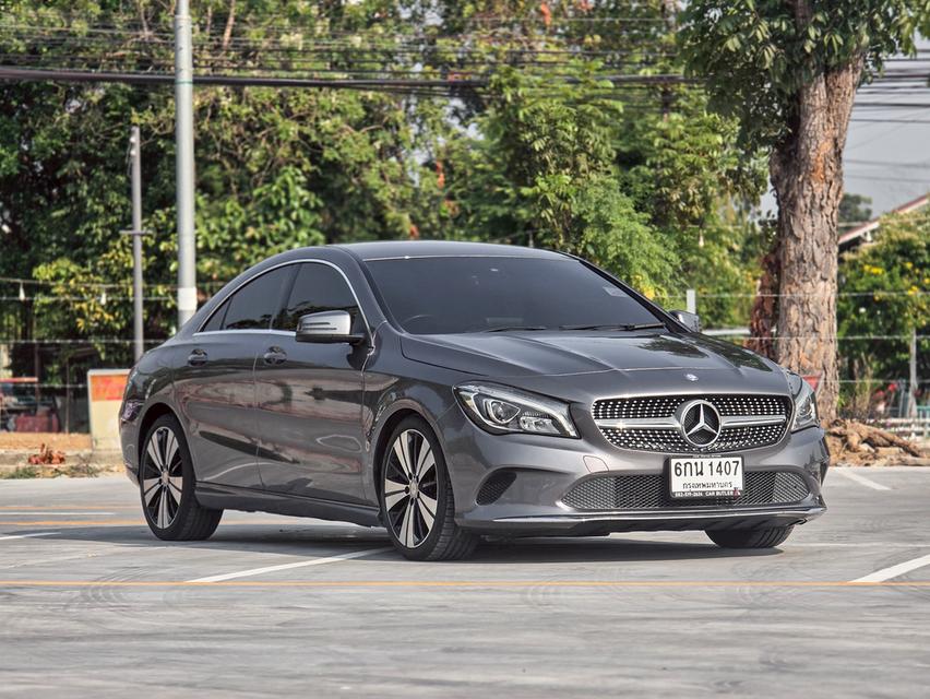 รหัสรถ CBLX1407 💎 Mercedes-Benz CLA 200 Urban 1.6 ปี 2017