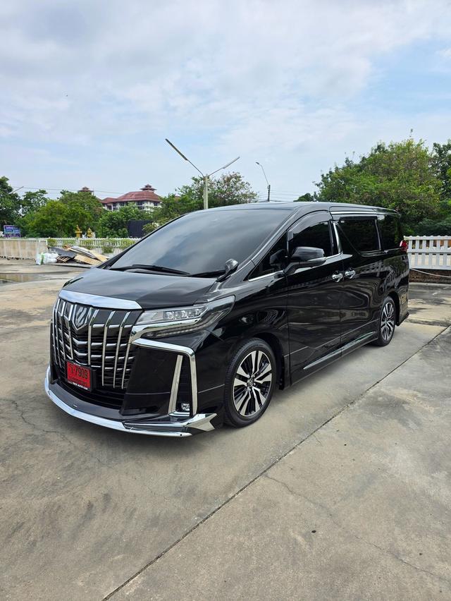 Toyota ALPHARD 2.5SC PACKAGE สีดำ ปี 2023 ไมล์ 50,000 กม.