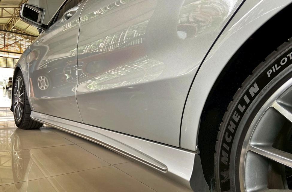 สปอร์ตแวกอน 5 ประตู Benz CLA250Shooting W117 รูปที่ 13