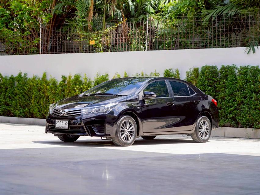 Toyota Altis 1.8E ปี 2014