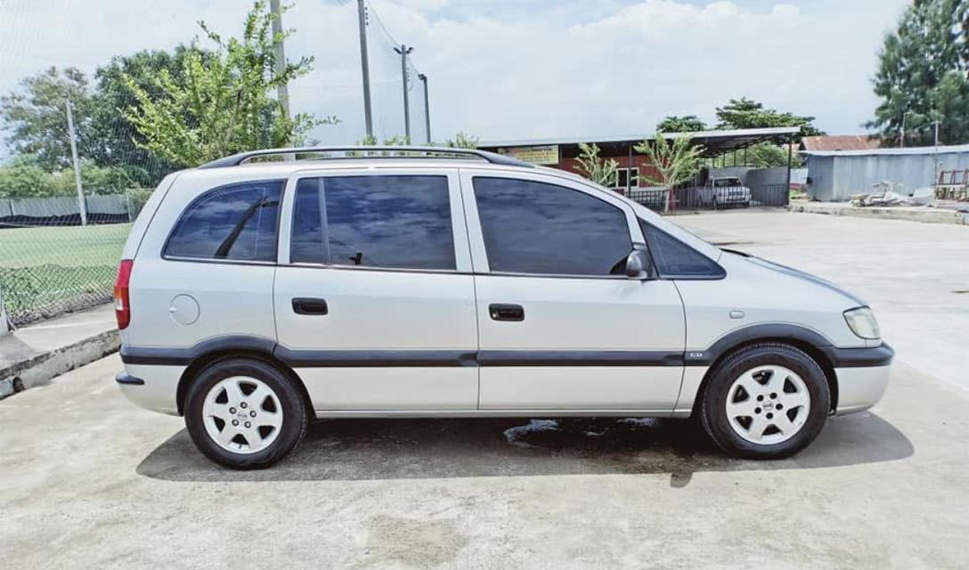 ขายด่วน Chevrolet Zafira 4