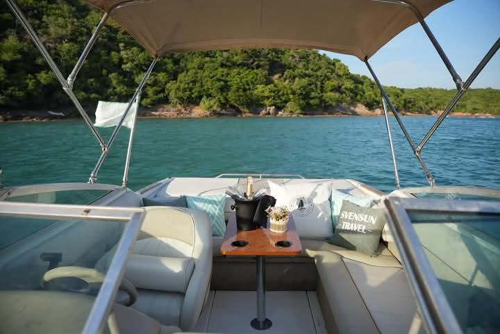 ขายเรือ Sea Ray 240 Signature 4