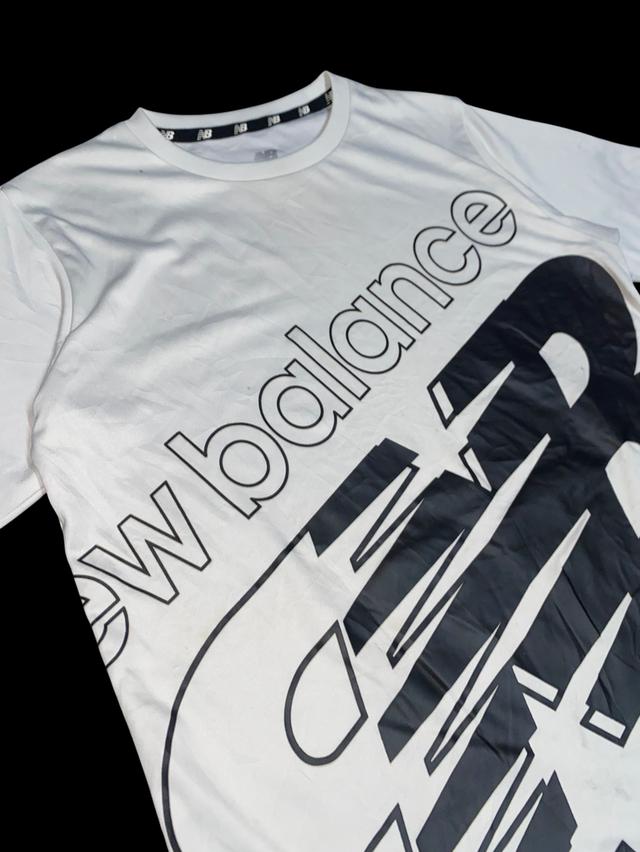 NEW BALANCE BIG LOGO รูปที่ 3