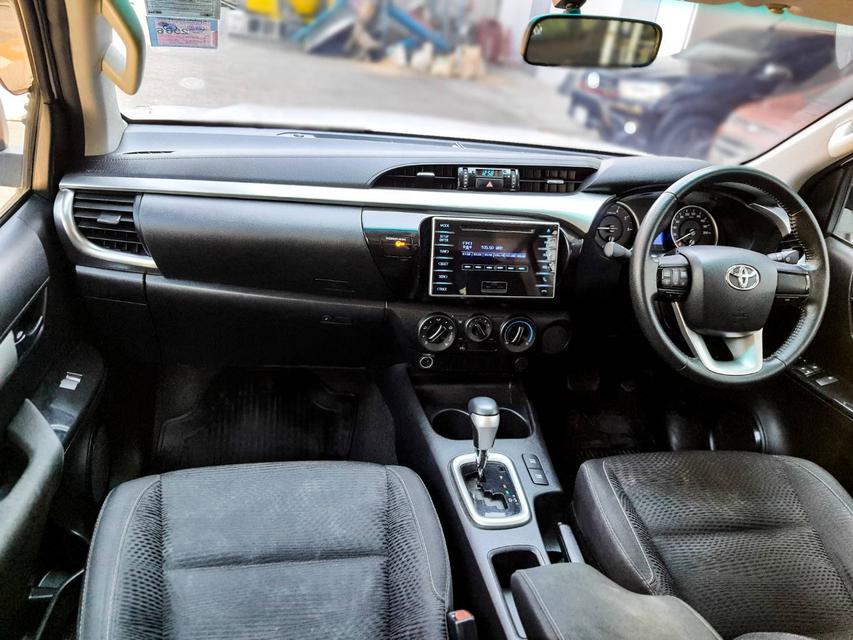 2018 Toyota Revo 2.4E C-Cab Preruner เกียร์ออโต้ AT  3