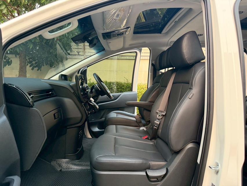 รหัสรถ AP536 Hyundai Staria Premium Sunroof 2.2D 8AT TOP สุดปี 2024 รูปที่ 11