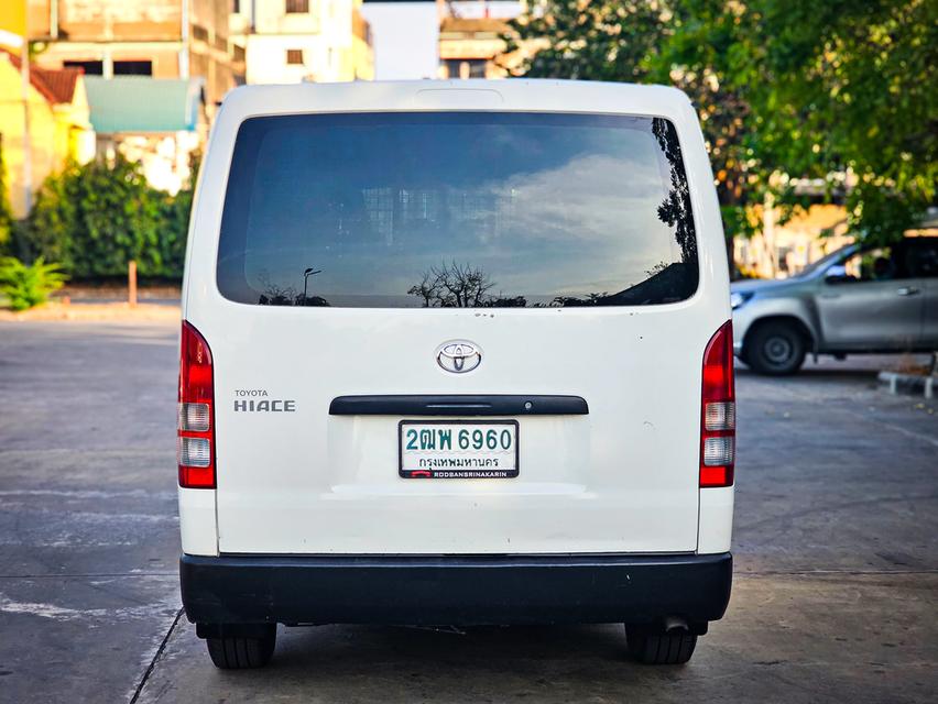 Toyota Hiace 3.0 Eco ตู้ทึบ 4