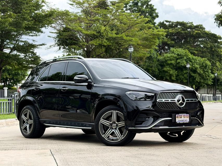 Mercedes-Benz GLE300d 4MATIC AMG Dynamic Facelift 2024 สีดำ ไมล์น้อย รูปที่ 3