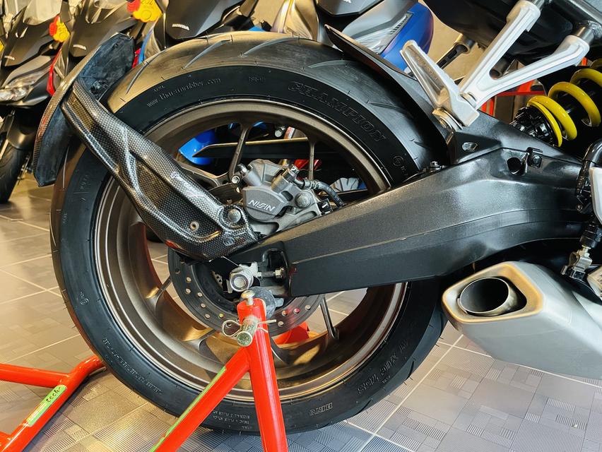 ขายด่วนมือเดียวCb650r/2020 รูปที่ 8