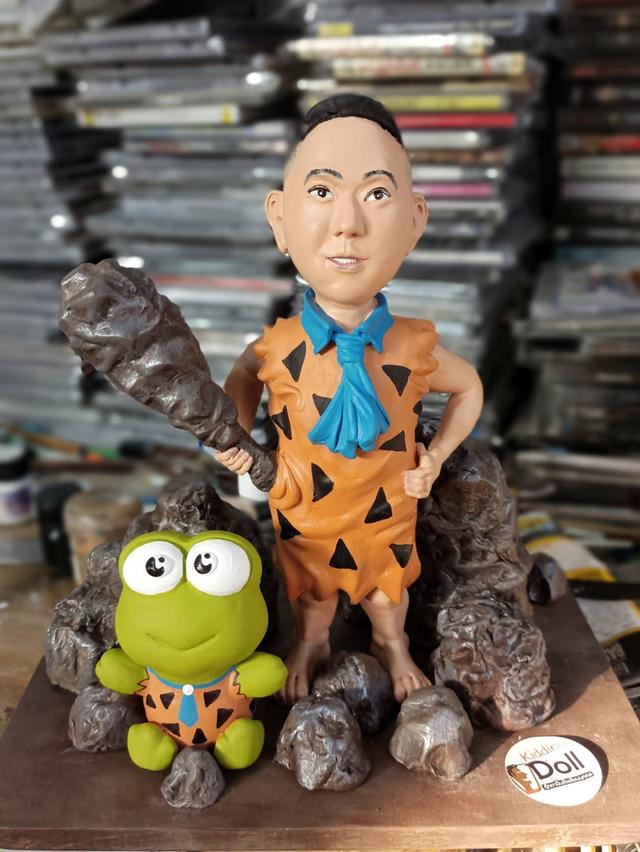 ตุ๊กตาเกษียณอายุงาน,ของที่ระลึกเกษียณงานงานปั้นโมเดลตุ๊กตาตามแบบจากไฟล์รูปภาพสั่งปั้นออนไลน์
