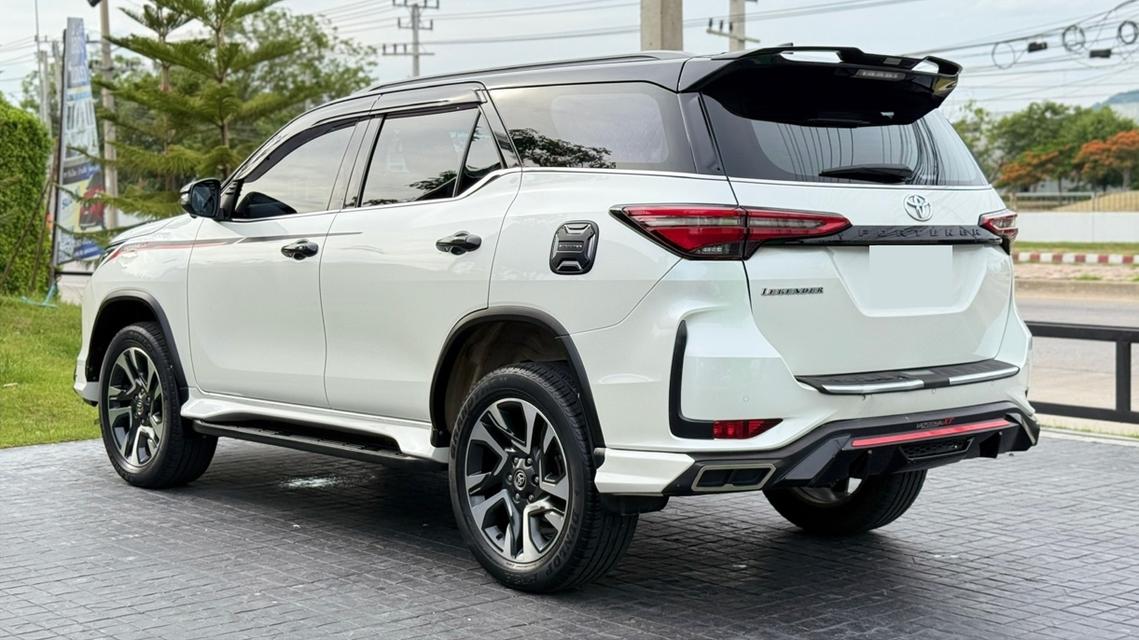 Toyota Fortuner 2.4 LEGENDER 2WD AT 2022 2