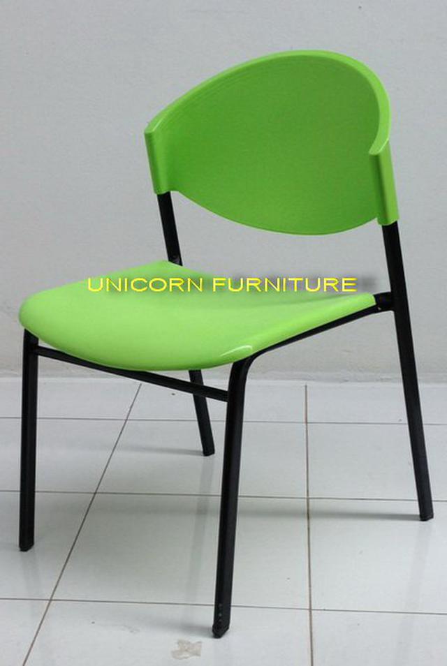UNI C009   เก้าอี้โพลี ขาเหล็กแป๊ปไข่ รุ่น CP 03  สีเขียว  1