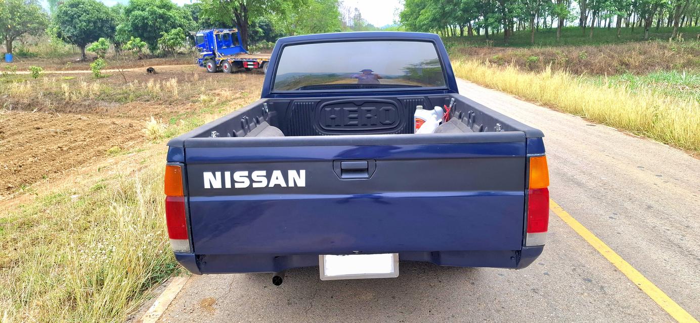 Nissan Big-M king cab ฝาแดงยอดนิยม เข้าไร่เข้าสวน รูปย่อยที่ 4