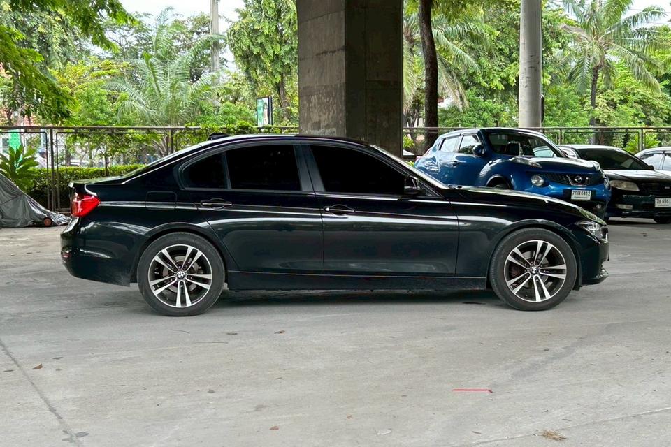 BMW 316i F30 Sedan AT ปี 2014 เบนซิน เกียร์ออโต้ 3