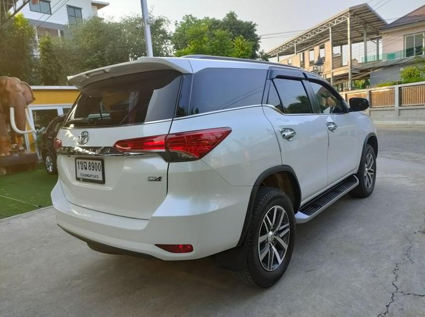 Toyota Fortuner 2.8  V 4WD SUV AT  ปี 2020 4