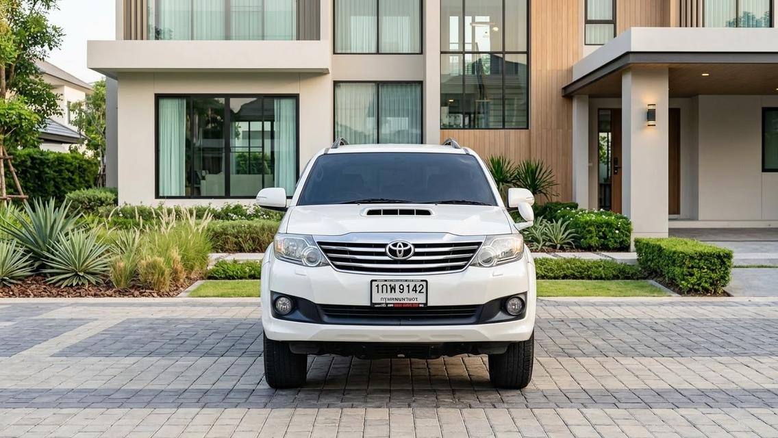 รถเข้าใหม่! TOYOTA FORTUNER 3.0V 4WD A/T ปี 2013