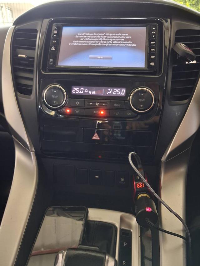 รถยนต์มิจซูมิชิปาเจโร่ รูปที่ 9