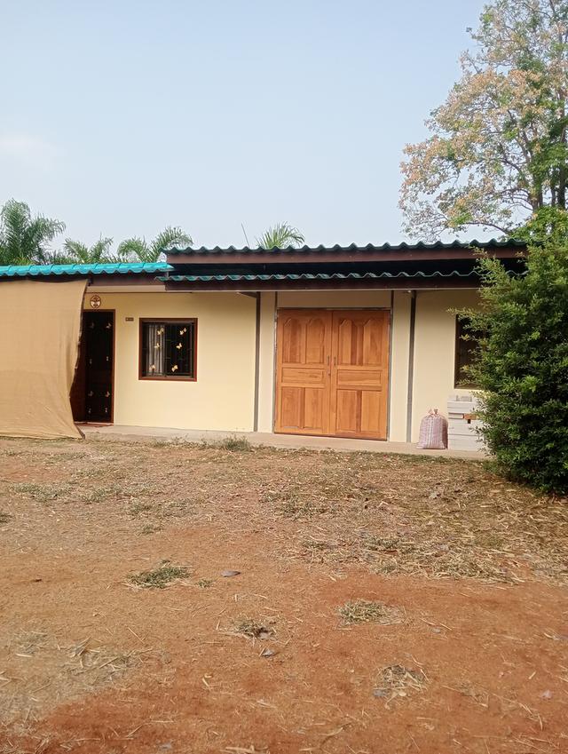 บ้านพร้อมที่ดินโฉนดครุฑแดงพร้อมสวนผลไม้ จำนวน 4ไร่ 7