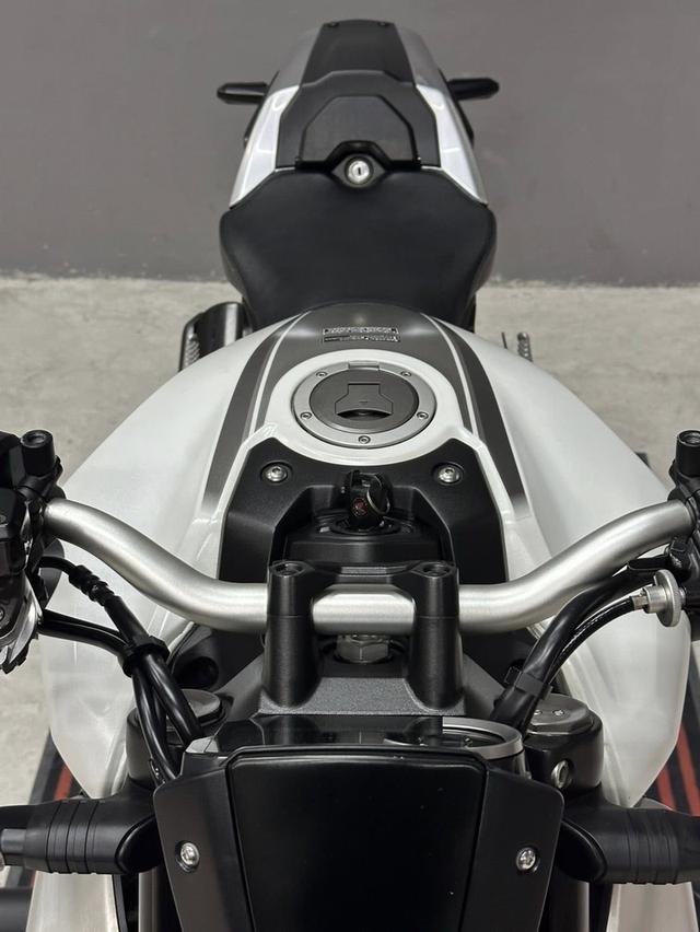 ออกรถ 0 บาท CB1000R แต่งเต็มพร้อมหล่อ  17