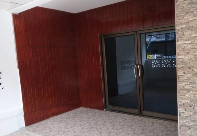 ขายทาวน์เฮ้าส์ หมู่บ้านพฤกษา 14 a ซอยวัดลาดปลาดุก ถนนกาญจนาภิเษก อำเภอบางใหญ่ นนทบุรี 2