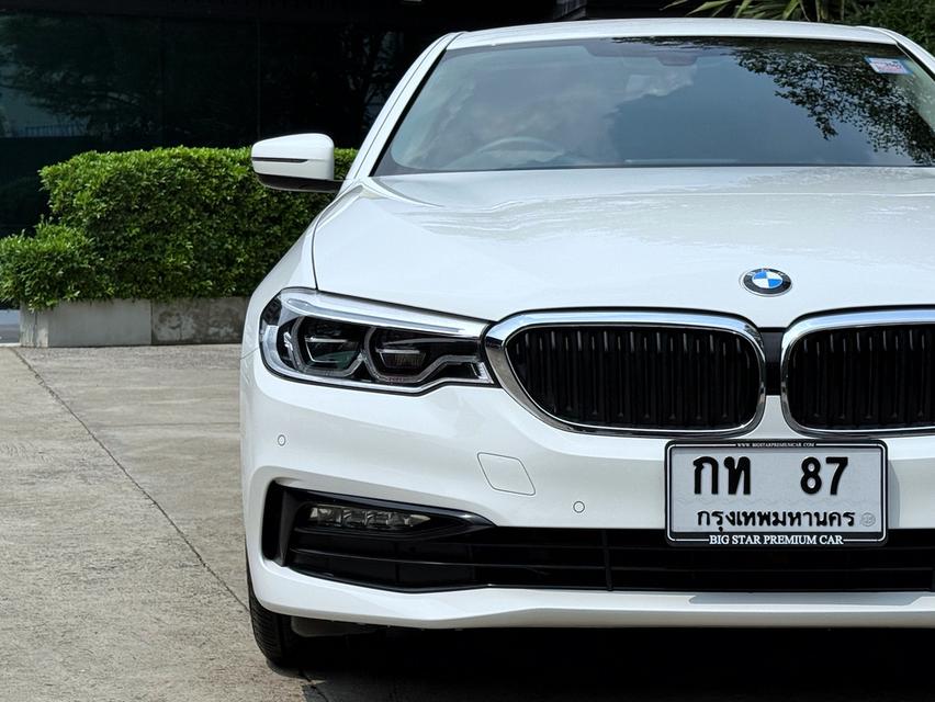 2018 BMW 520D G30 SPORTLINE รถมือเดียวออกป้ายแดง รถวิ่งน้อย เข้าศูนย์ทุกระยะ ไม่เคยมีอุบัติเหตุครับ 7