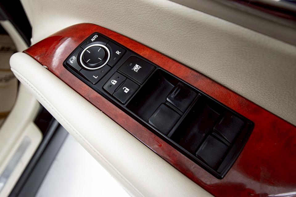 LEXUS RX270 2.7 PREMIUM 2012 10