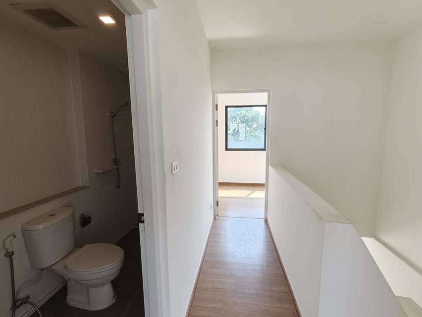 สำนักงาน ซอยมังกร เทพารักษ์ 15