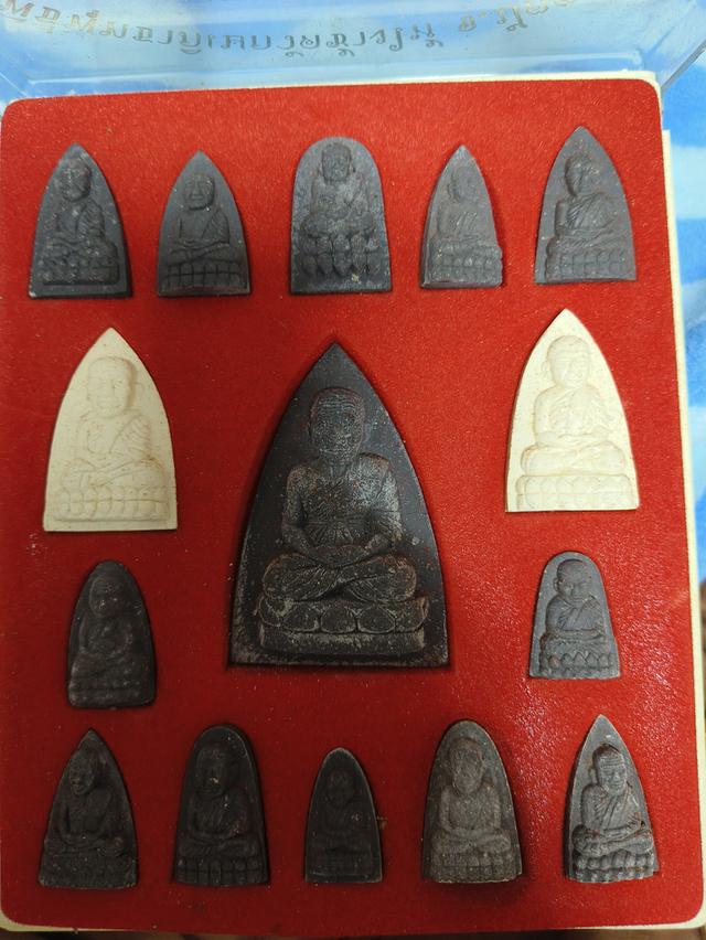 พระเครื่องครบชุด หลวงปู่ทวดบันดาลโชค