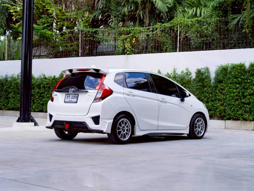 Honda Jazz 1.5V ปีจด 2015 ประกันเครื่องเกียร์3ปี3หมื่นkm 7