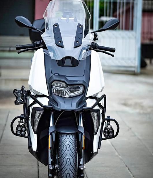 2019 BMW C400X