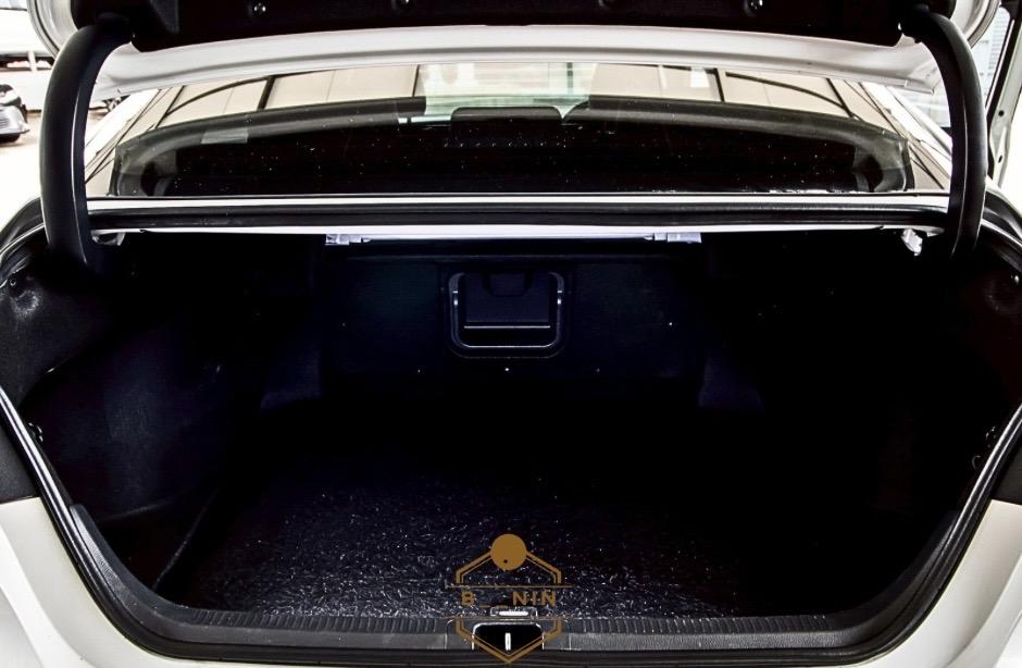 รถยนต์ Toyota camry 5