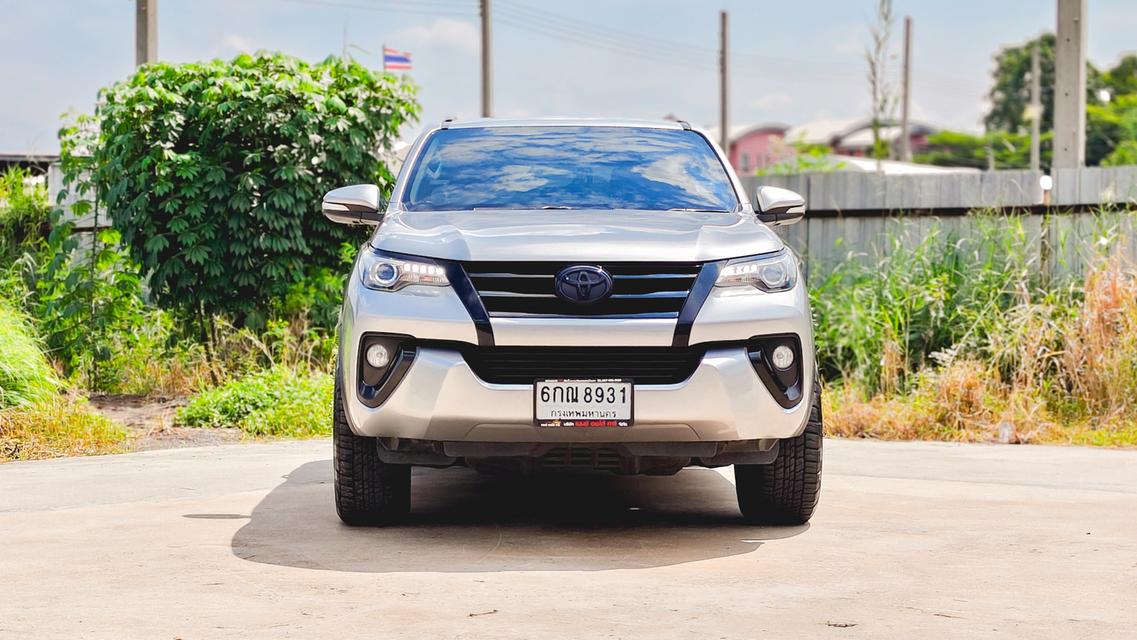 TOYOTA FORTUNER 2.4V A/T ปี 2017 🔥