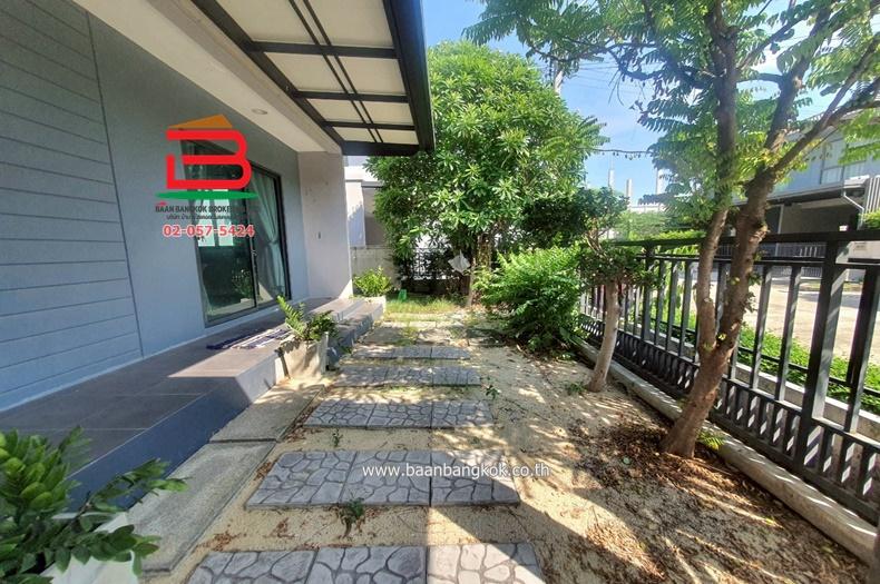 บ้านเดี่ยว โครงการ เพฟ รามอินทรา-วงแหวน (ซอยกาญจนาภิเษก 4) เนื้อที่ 50.6 ตรว. ใกล้วัดพระยาสุเรนทร์ , แฟชั่นไอส์แลนด์ ถนนรามอินทรา แขวงออเงิน เขตสายไหม 10