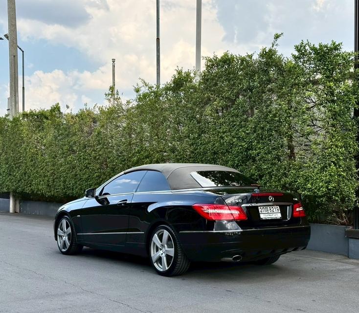 Mercedes-Benz E 200 Cabriolet AMG Dynamic (W207) ปี 2011 รูปที่ 3