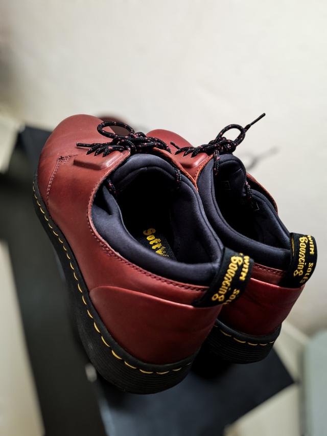 DR. Martens 2