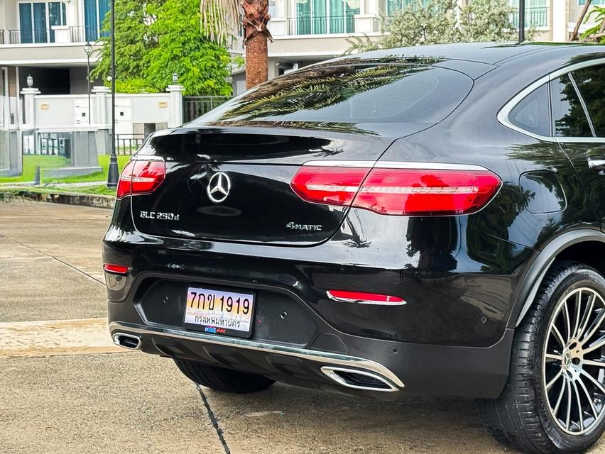 (แจ้งรหัสรถ AVA1919)⭐️ GLC 250d Coupe 4MATIC AMG Plus 2018 ดีเซลล้วน รูปที่ 6