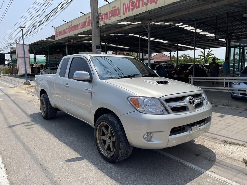 2007 Toyota Hilux Vigo 2.5 SMART CAB E Pickup 2