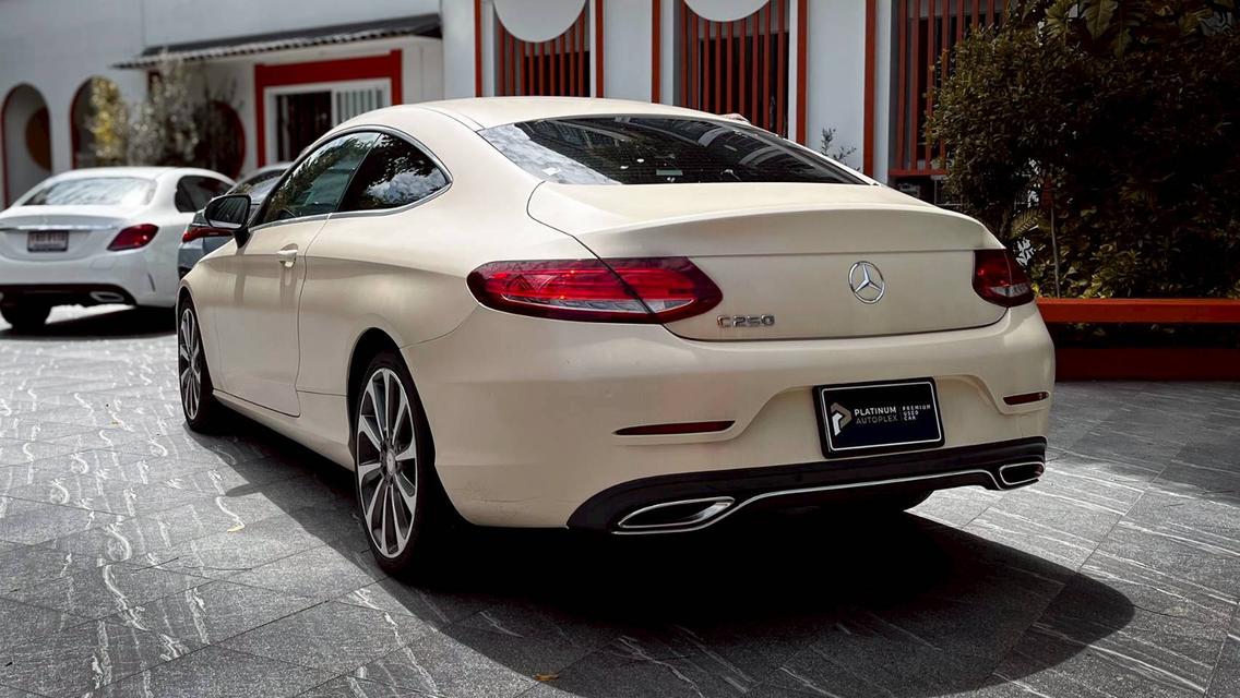 Mercedes-Benz C250 Coupe ปี 2017 ไมล์ 25,xxx 6