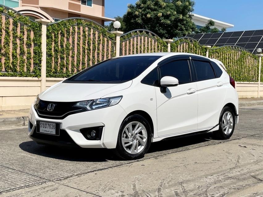 HONDA JAZZ 1.5 V (โฉมGK) ปี 2016 AUTO สภาพป้ายแดง รหัส DWC7636