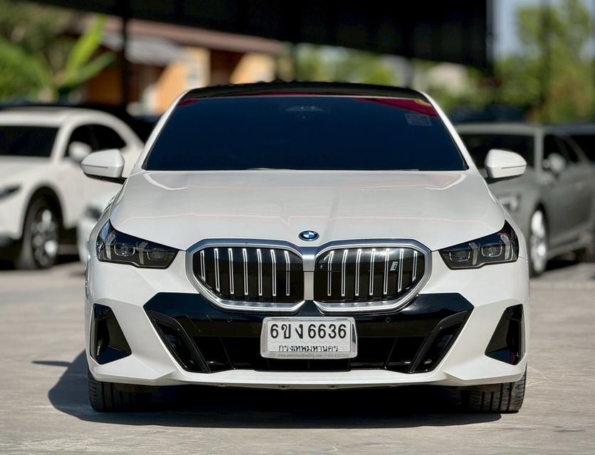 BMW i5 eDrive40 M SPORT ปี 2023 โฉม G60 2
