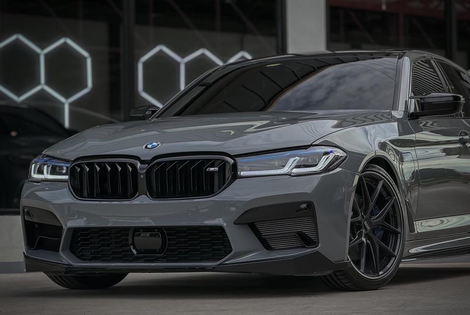 รหัสรถ MCA53 2018 BMW 530E M-SPORT G30 TO M5 LCI LOOK 2