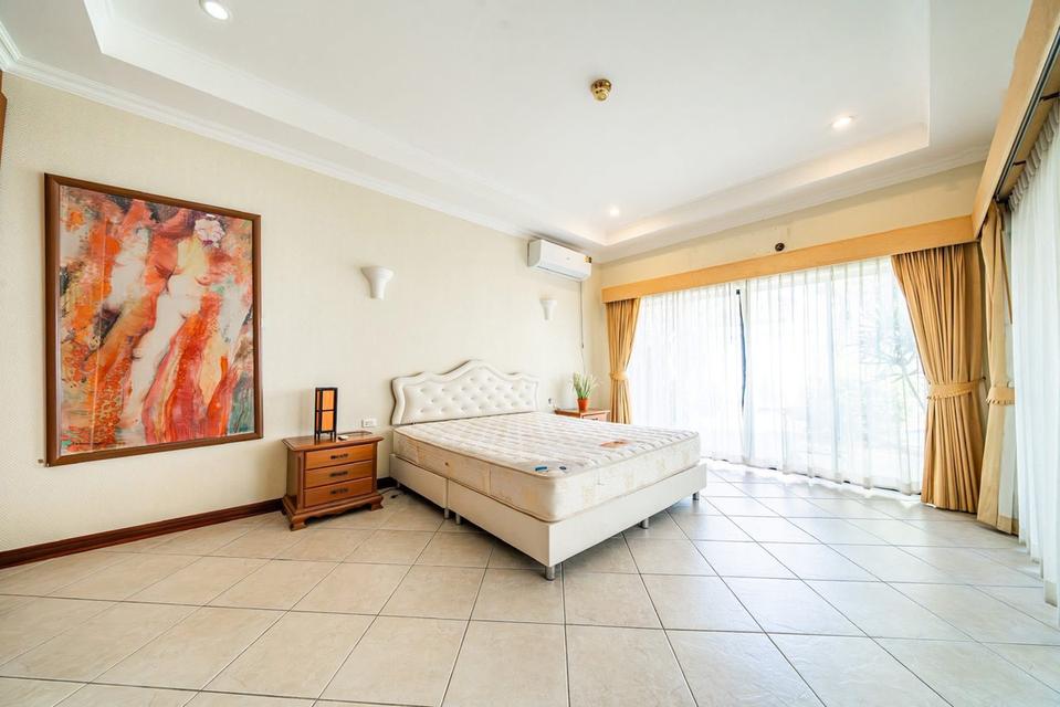 For sale Majestic Pattaya 16.5 Million 15