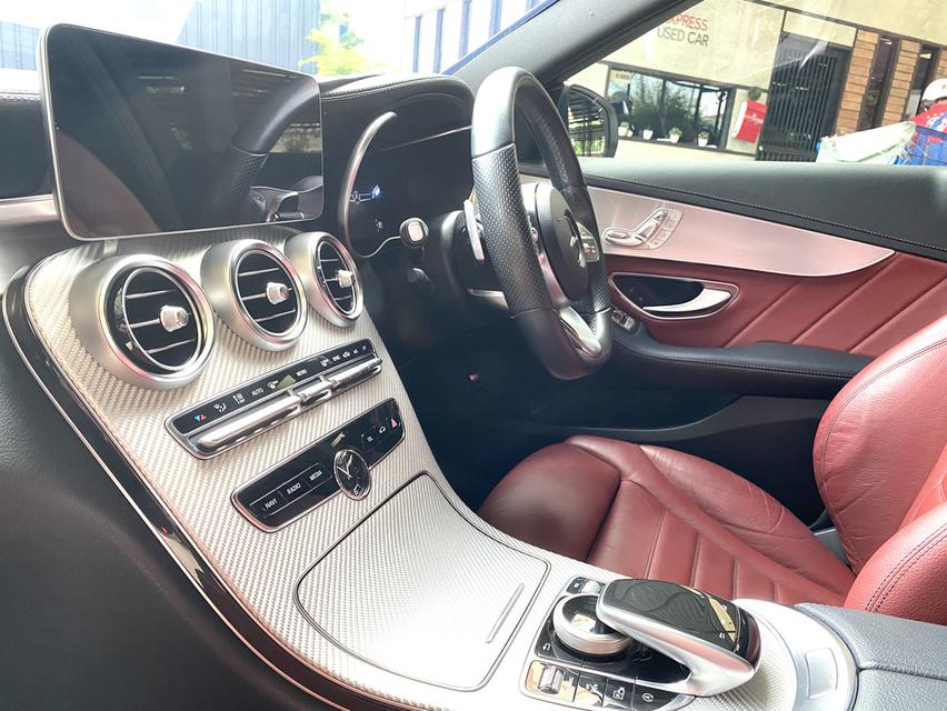 2019 MERCEDES BENZ C220d AMG Dynamic รถมือเดียว เบาะหนังแดง 6