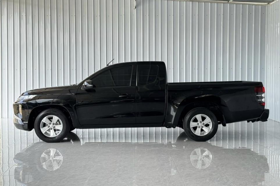 Mitsubishi Triton 2.5GLX Mega ดีเซล เกียร์ธรรมดา ปี2023 7