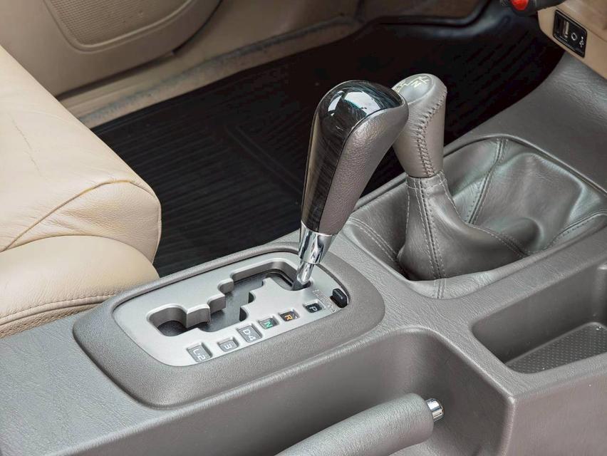 ขาย TOYOTA FORTUNER 3.0 V 4WD ปี 2012 13