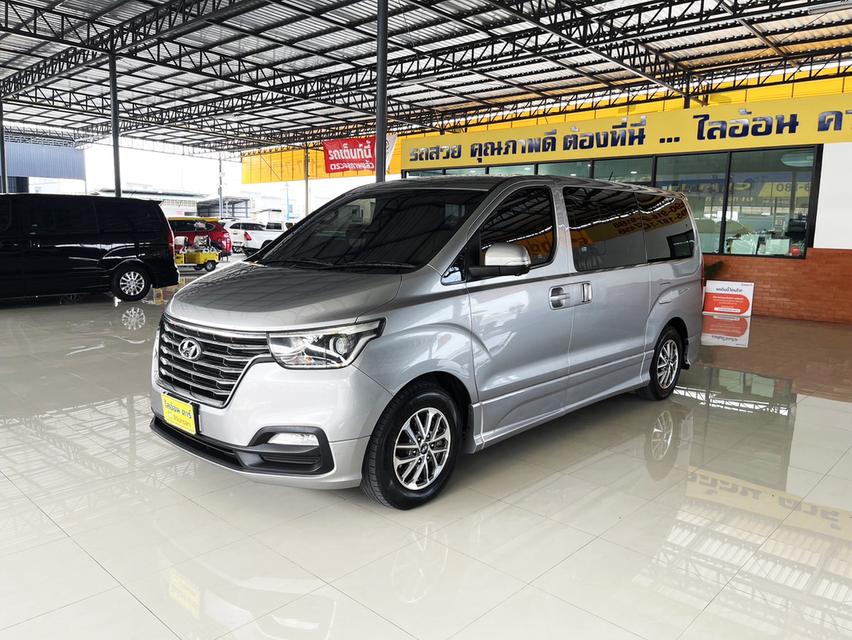  Hyundai H-1 2.5 Deluxe (ปี 2019) Wagon AT